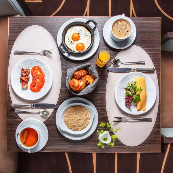 Desayuno gratis.